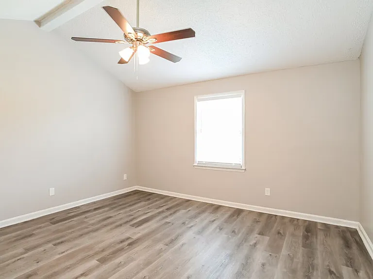 4040 Coopersdale Rd — Photo 10