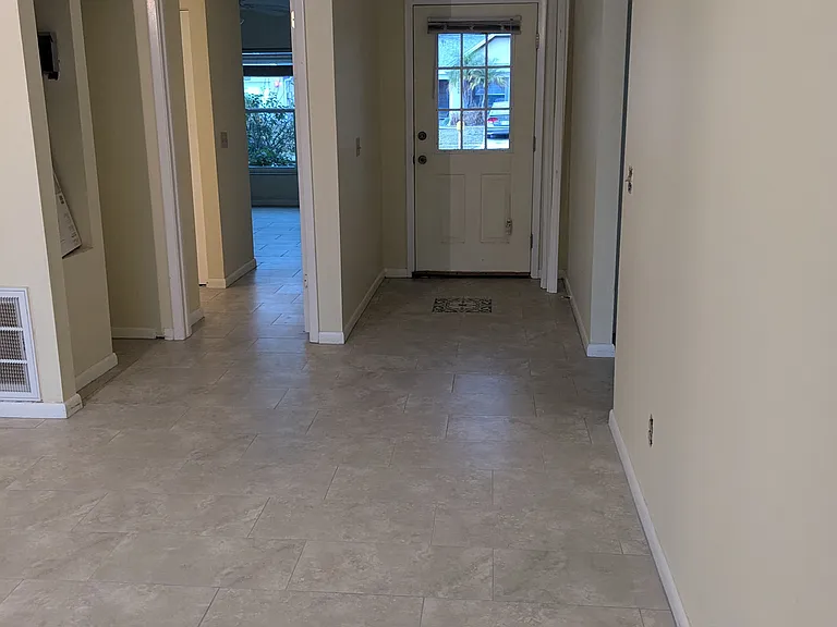 6710 Gilda Dr — Photo 1