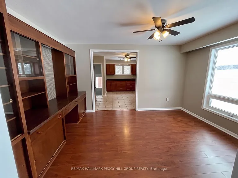 1043 Penetanguishene Rd #UPPER — Photo 4