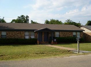 946 Meadowlark Cir, Granbury, TX 76049
