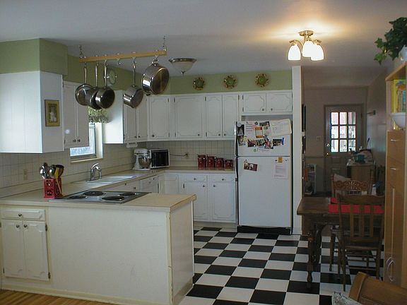 Bright, open kitchen