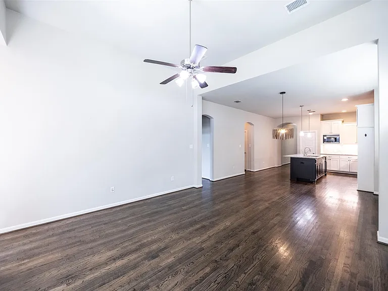 1217 Naples Dr — Photo 19