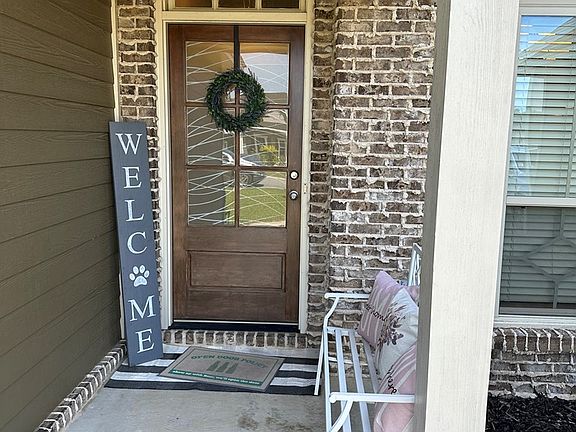 2nd image of 3361 Nottinghill Ln