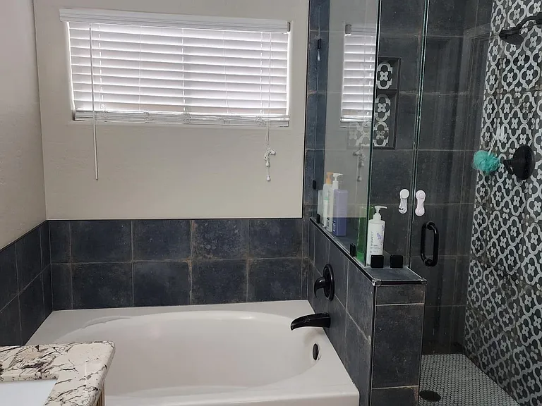 743 W Oxford Ln — Photo 27