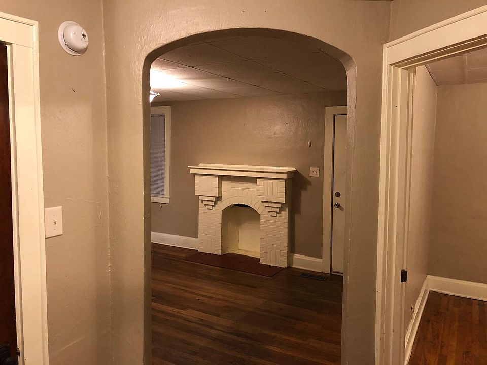 1st image of 2911 Conner Dr
