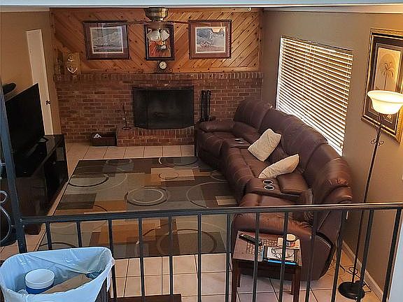 5th image of 13427 Binglewood Ave