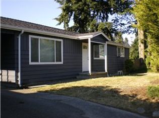 426 S 128th St, Seattle, WA 98168
