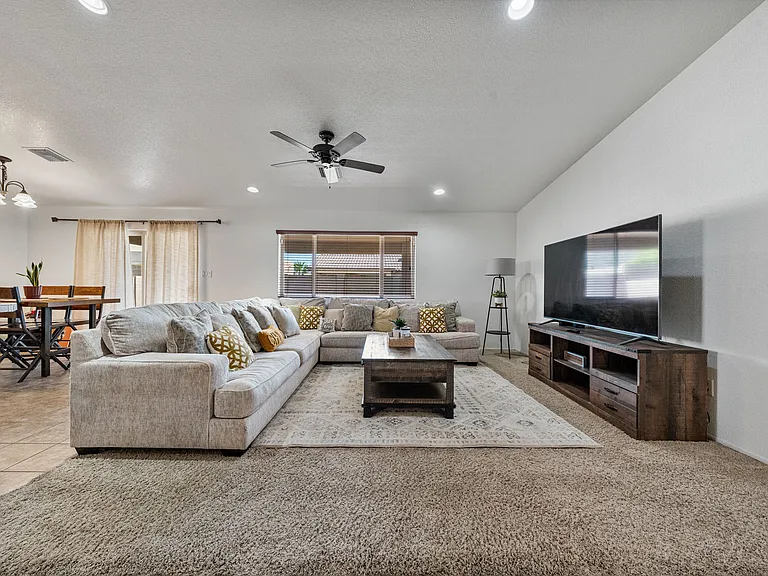 11569 E 24th Ln — Photo 17
