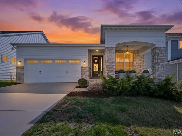 2472 Grover Ridge Dr, Grover, MO 63040