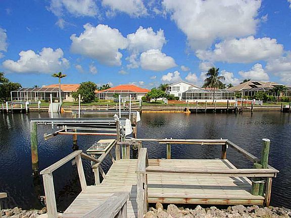 2nd image of 5471 River Bay Dr