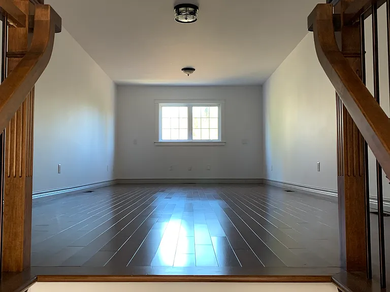 25 Noble Ct — Photo 8