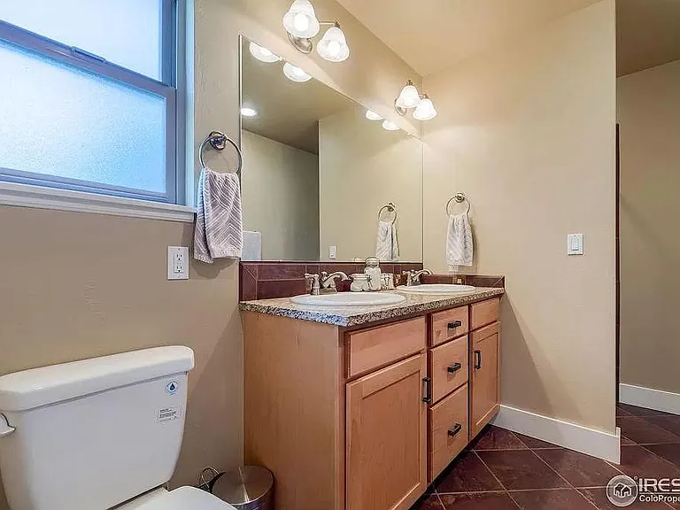 634 S Grant Ave — Photo 12