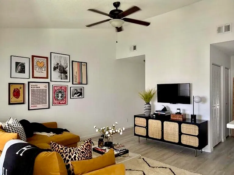 815 W Boynton Beach Blvd #13-204 — Photo 2