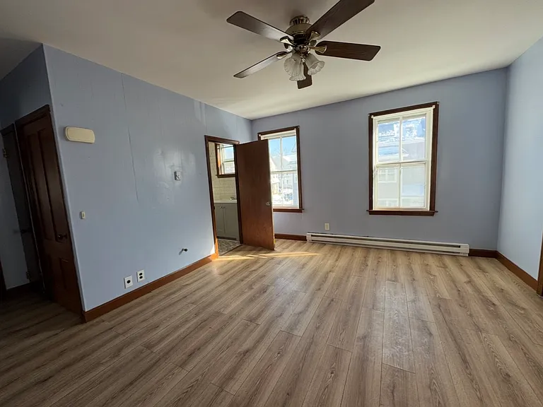 631 Walnut St #2 — Photo 8