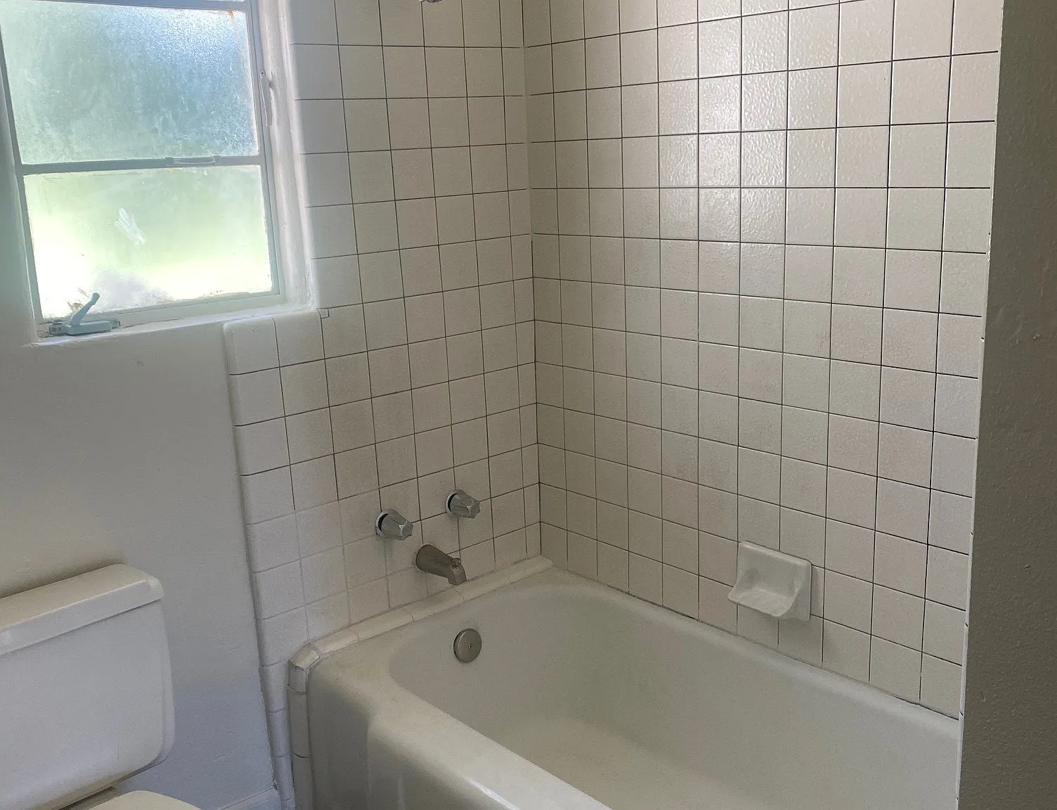 3 bed, 1252 sqft, $2,100 — Photo 4