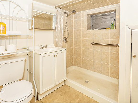 5th image of 101-45 105th St