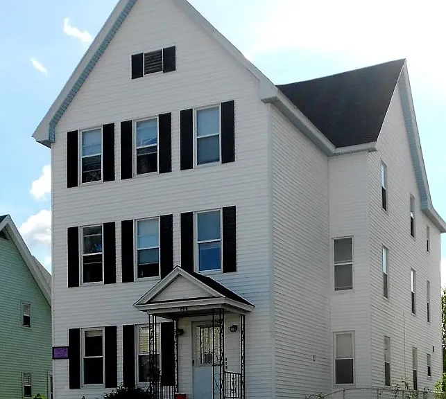 282 Dubuque St #1R — Photo 2