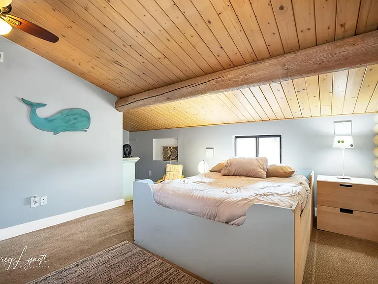 322 E Hillcrest Cir — Photo 15