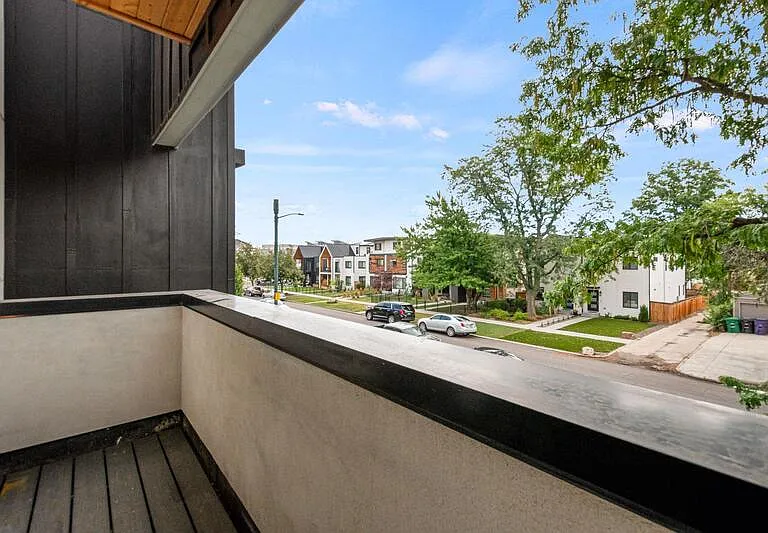 1573 N King St — Photo 11