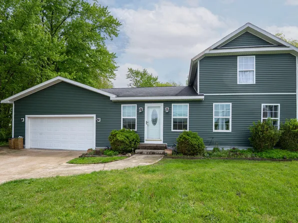 8521 Kephart Ln, Berrien Springs, MI 49103