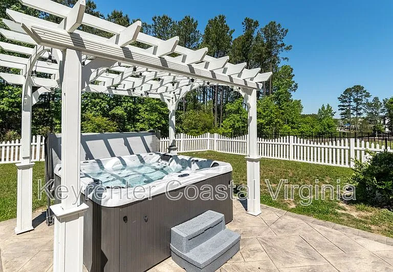 116 Brentwood Cv — Photo 4