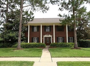 16203 Garden Hill Ln, Houston, TX 77095