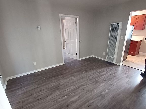 4th image of 1814-1818 & 1820 T St #1816-A