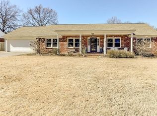 2159 Riverdale Rd, Germantown, TN 38138