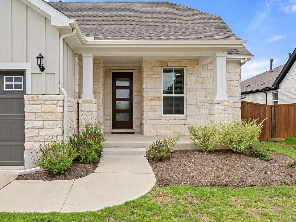 1st image of 339 Climbing Rock Loop