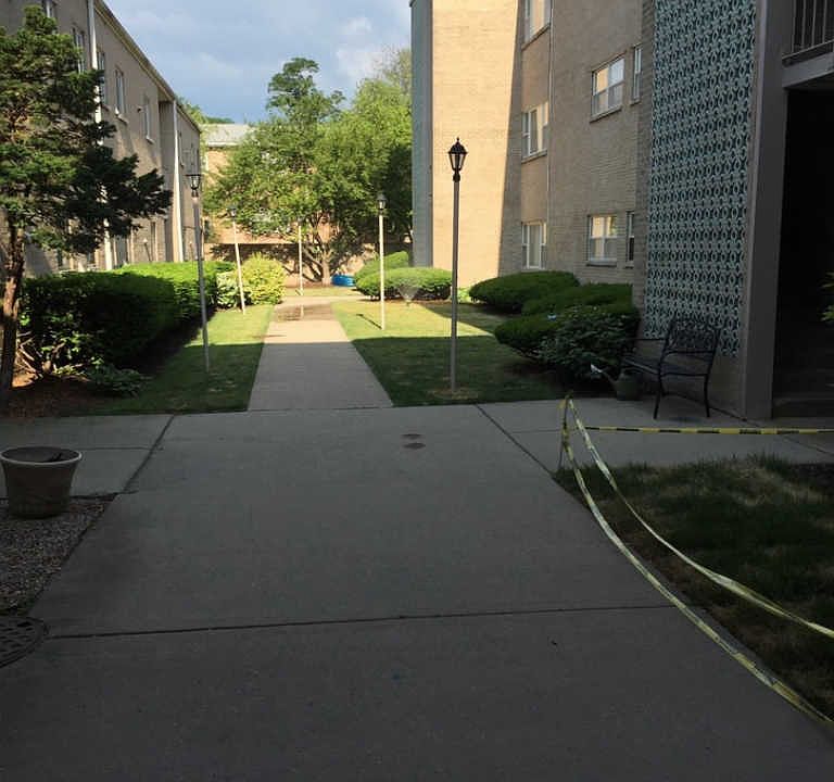 1st image of 11050 S Artesian Ave APT 1b