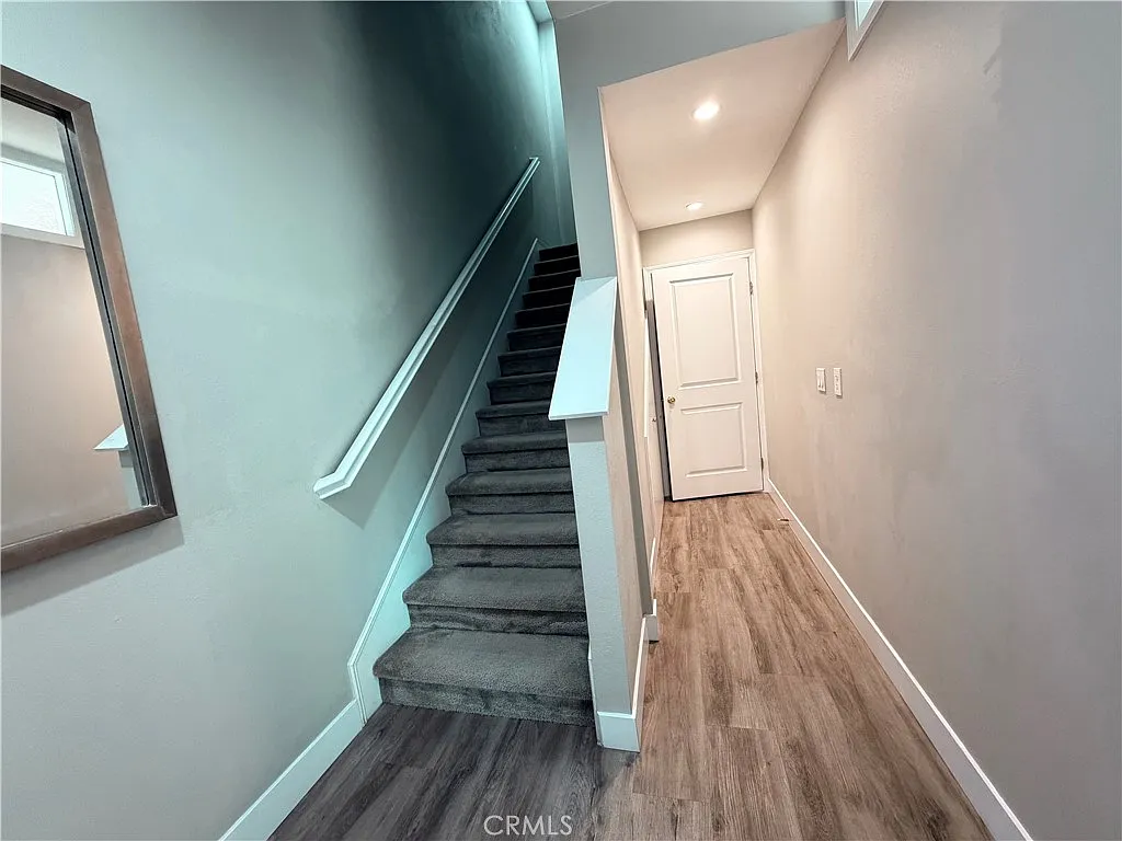 621 W Foothill Blvd — Photo 4