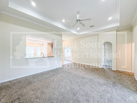 5th image of 1031 Hidden Ct