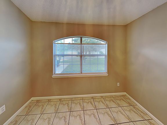 5th image of 2735 Lantana Lakes Dr W