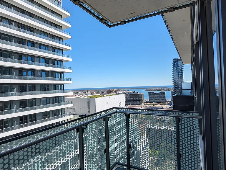 135 Lower Sherbourne St #2321 — Photo 11
