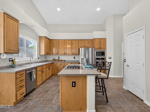 3rd image of 14206 S 12TH Place
