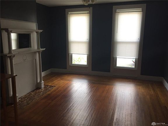 5th image of 125 S Terry St