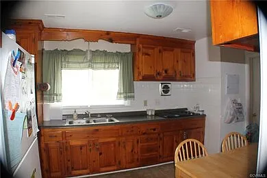 409 Seabury Ave — Photo 2