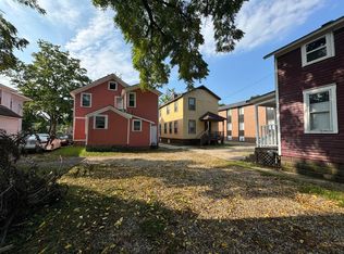 810-812 W Walnut St, Kalamazoo, MI 49007