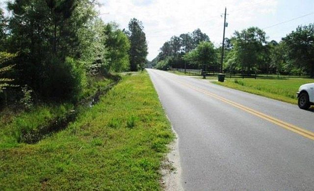 2nd image of 10531 S Bear Creek Rd