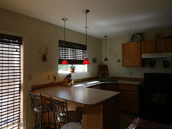 4th image of 1105 Park Ave #B
