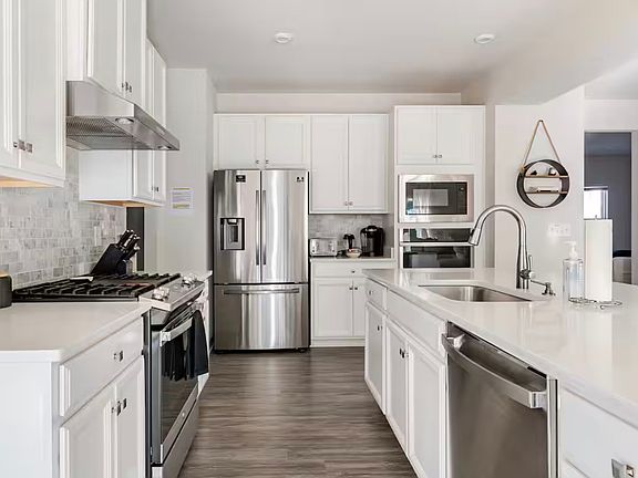 2nd image of 765 Big Bear Ln