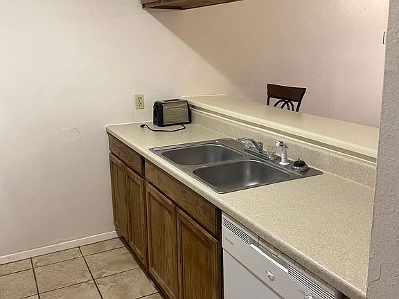 5th image of 708 N 5th St Unit 11