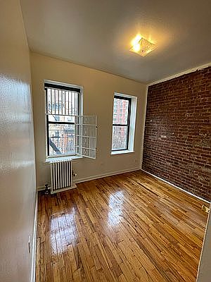 1st image of 220 E 29th St #5C6