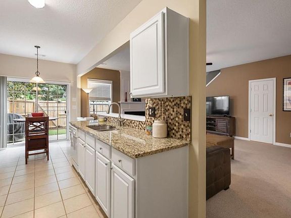 2nd image of 3701 Timbercreek Cir #3701