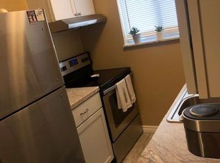 9512 Main St #0, Cincinnati, OH 45242