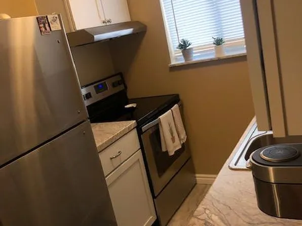 9512 Main St #0, Cincinnati, OH 45242