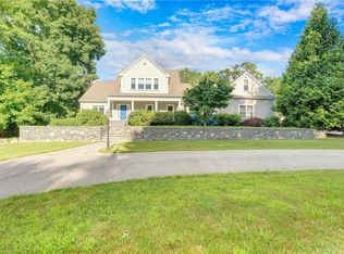 208 Ten Rod Rd, North Kingstown, RI 02852