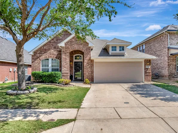 15700 Landing Creek Ln, Roanoke, TX 76262