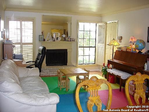 3rd image of 2611 Eisenhauer Rd #1202