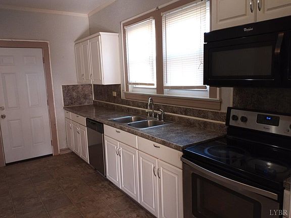 5th image of 113 Todd St